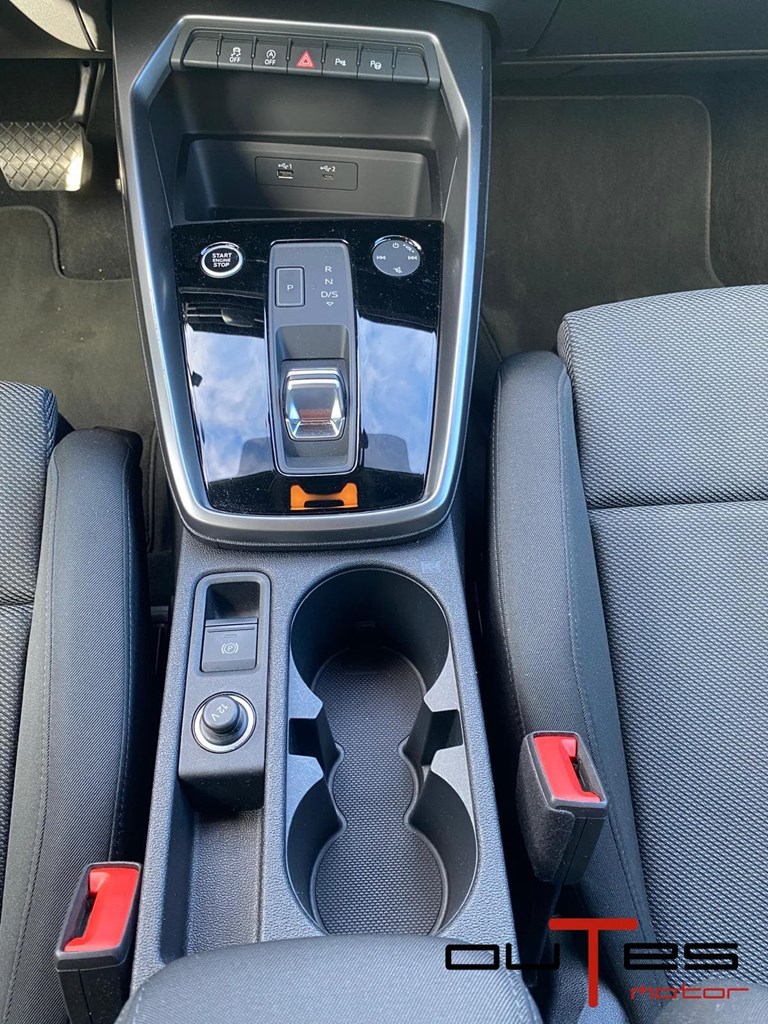 Foto 11 AUDI A3 Sportback 2.0 150CV