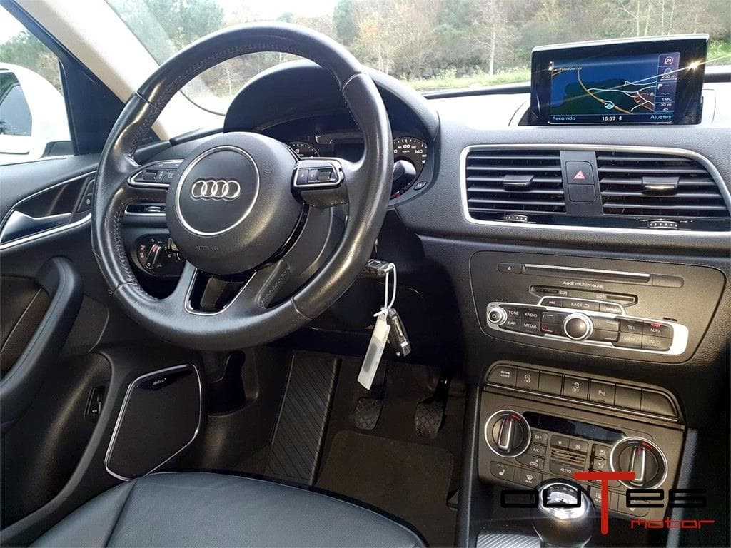 Foto 15 AUDI Q3 Design Edition2.0 Tdi 150cv