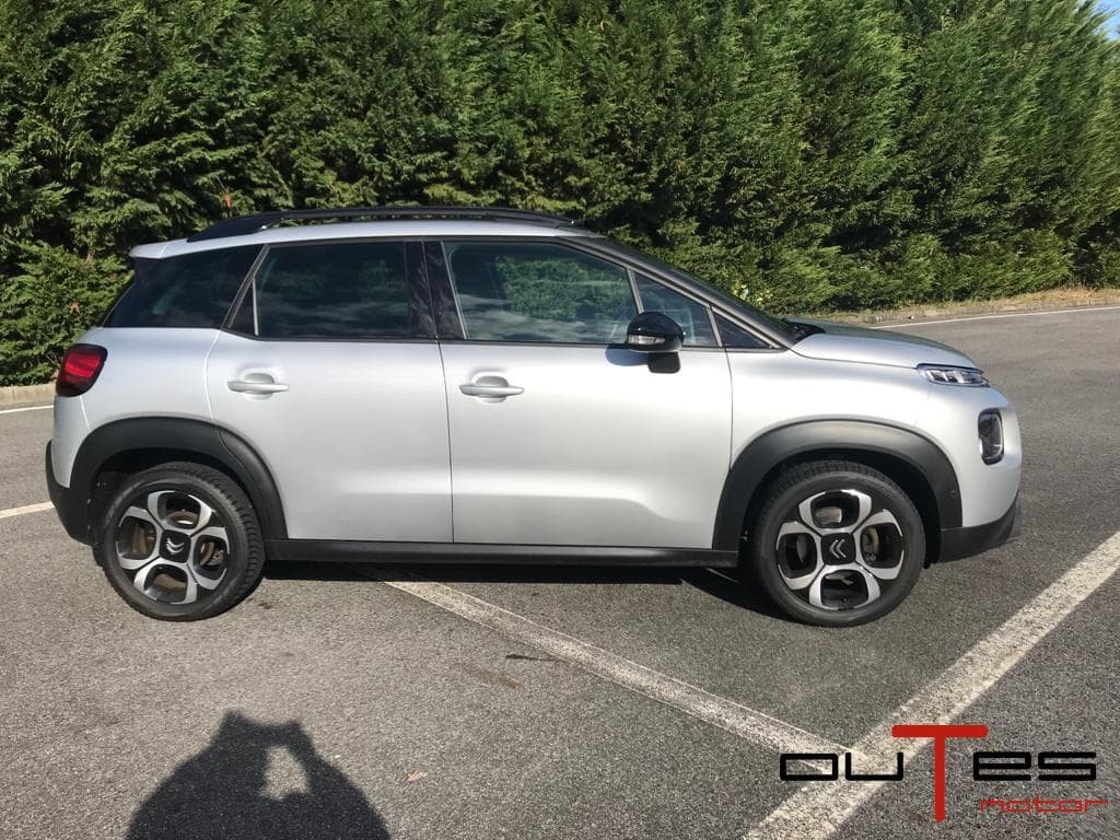 Foto 2 CITROEN C3 AIRCROSS BlueHDi 88kw 120CV SS SHINE 5p