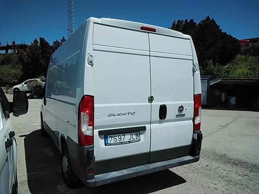 Foto 2 FIAT DUCATO 2.3 MULTIJET FURGÓN 130CV