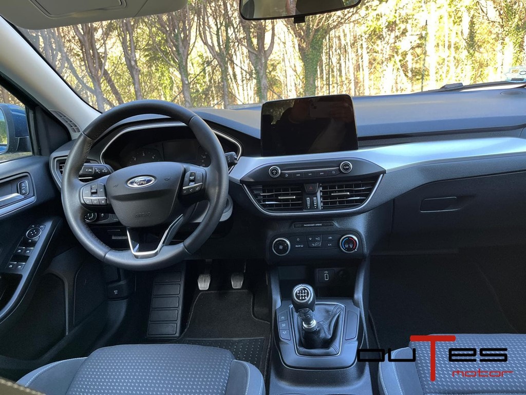 Foto 11 FOCUS BERLINA TREND EDITION 1.5 ECOBLUE 120CV 