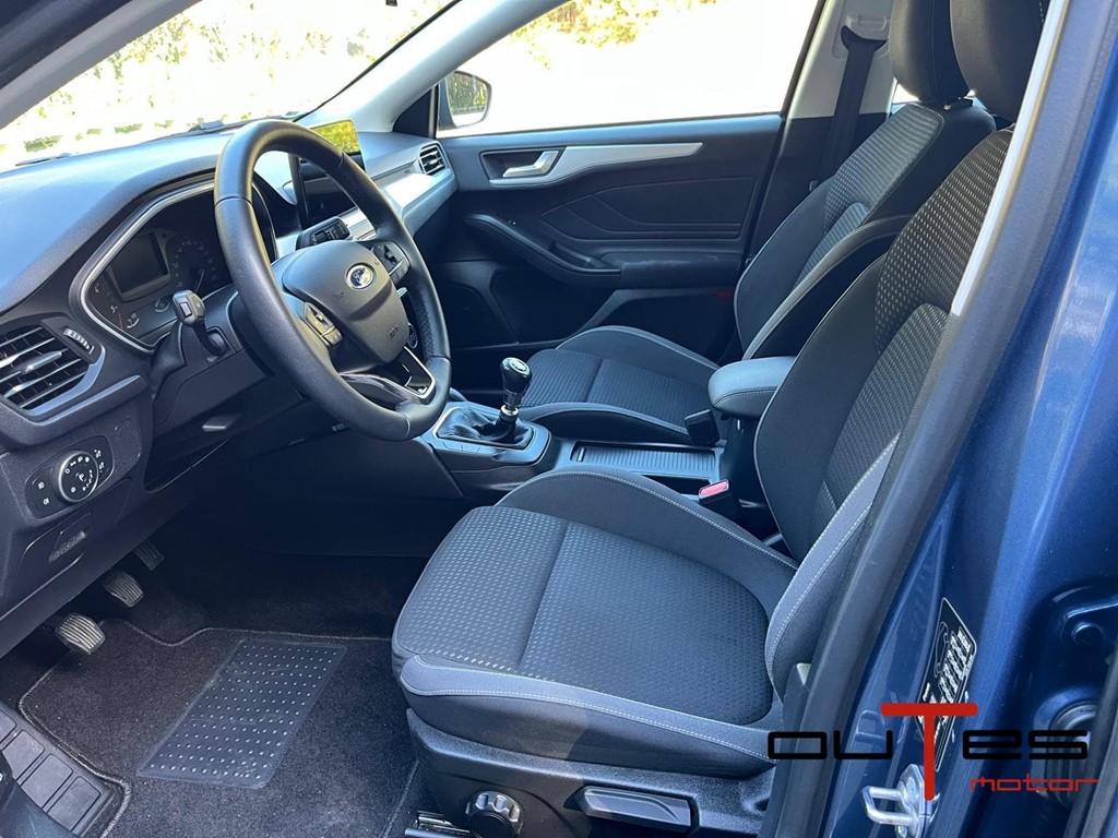 Foto 9 FOCUS BERLINA TREND EDITION 1.5 ECOBLUE 120CV 