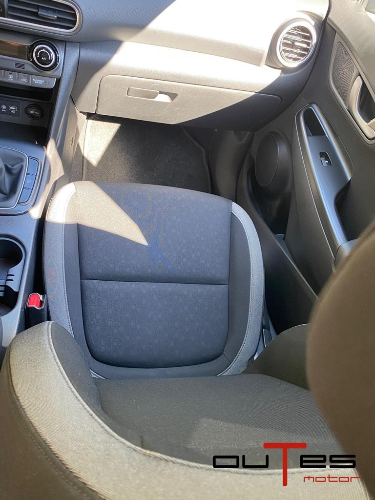 Foto 20 HYUNDAI KONA 1.0 T-GDi KLASS 4*2