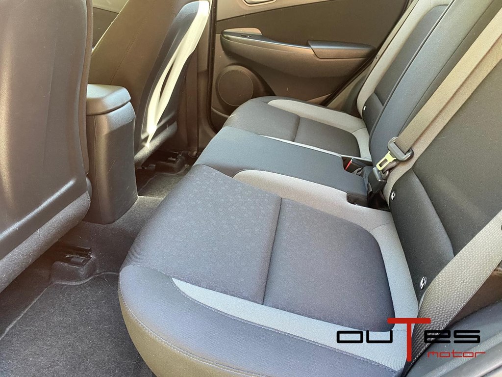 Foto 25 HYUNDAI KONA 1.0 T-GDi KLASS 4*2