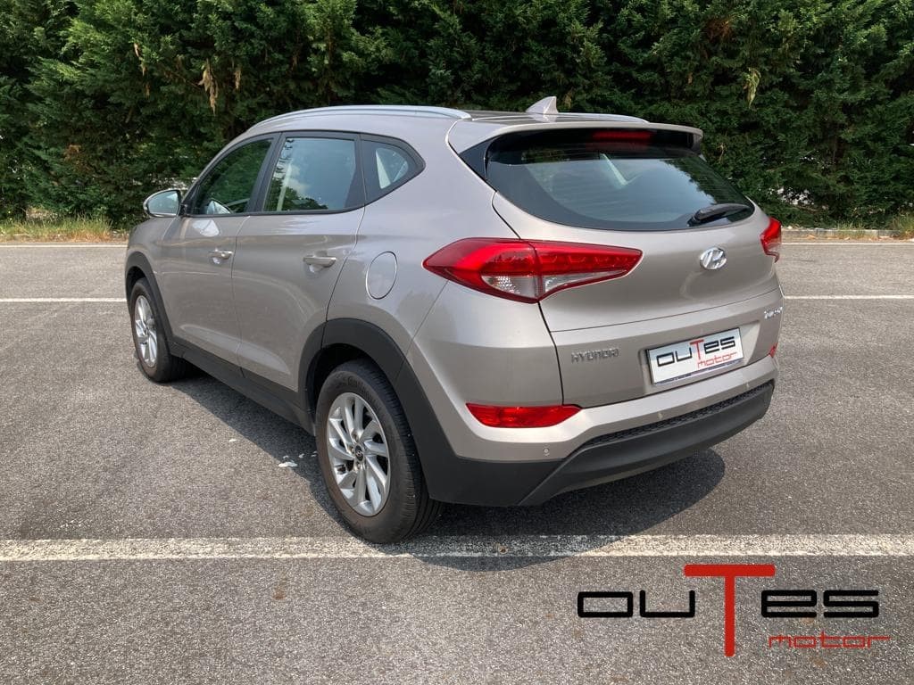 Foto 6 HYUNDAI TUCSON 1.7 CRDI 115CV