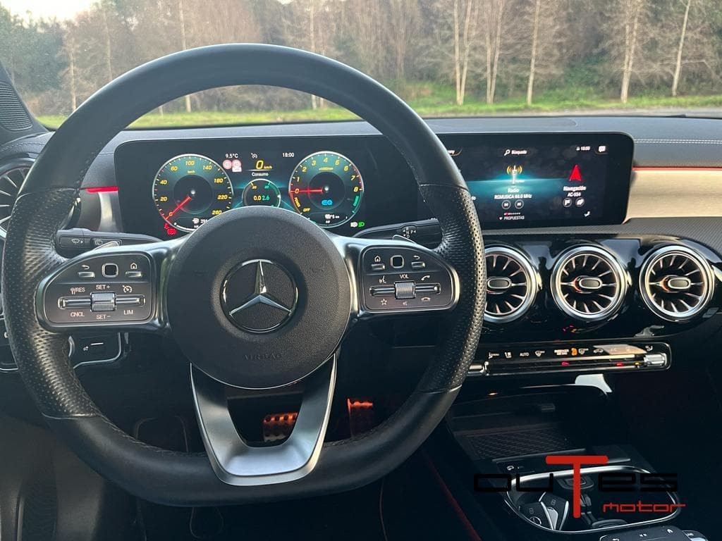 Foto 15 MERCEDES-BENZ A 250 e EDITION 2021