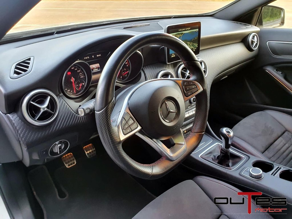 Foto 7 MERCEDES-BENZ CLASE A A200 D AMG LINE