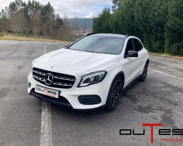 MERCEDES -BENZ GLA 200 AMG