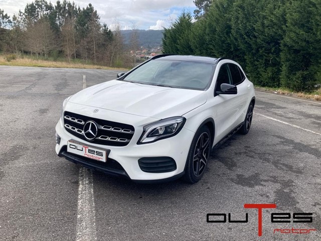 MERCEDES -BENZ GLA 200 AMG