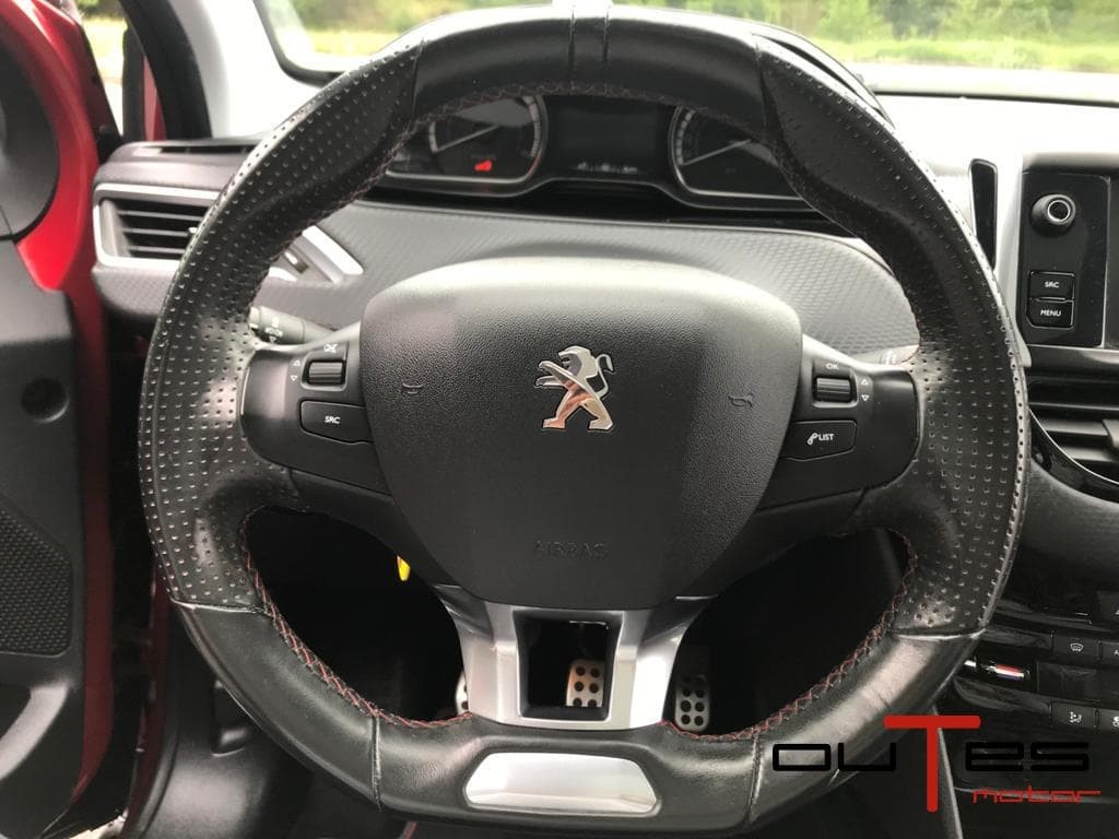 Foto 7 PEUGEOT 2008 1.6  GT LINE 120CV