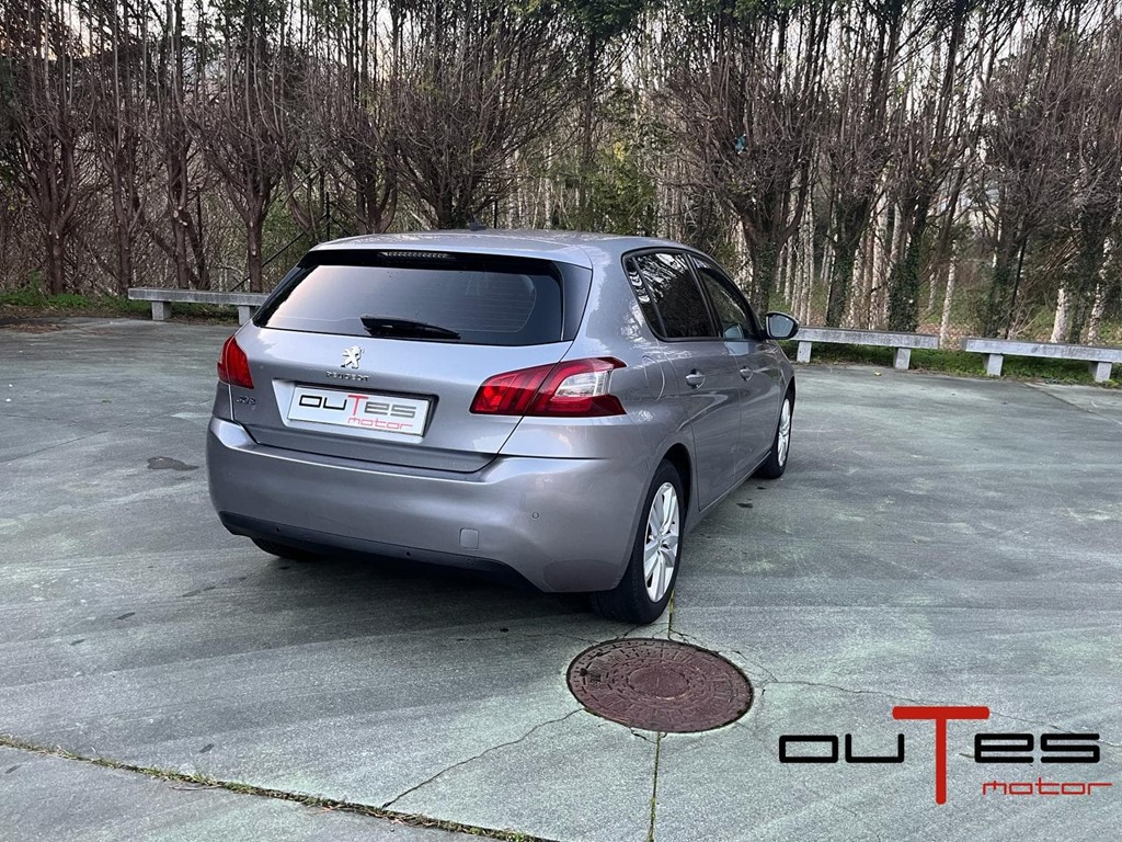 Foto 4 PEUGEOT 308 1.6 HDI 115CV