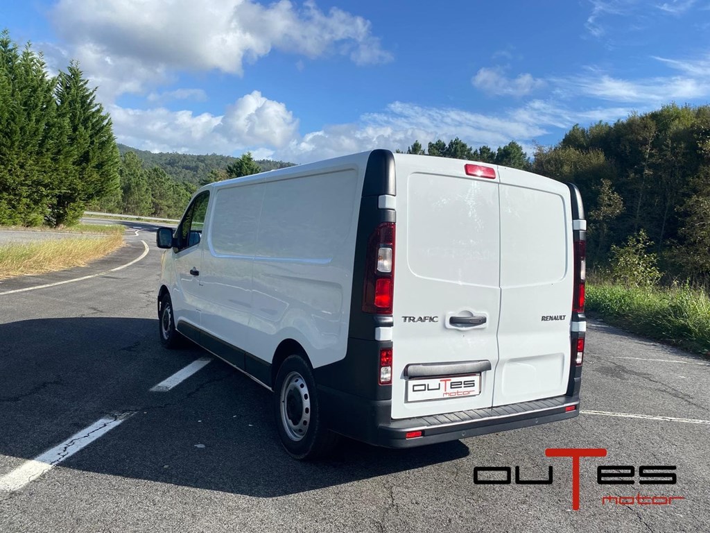 Foto 4 Renault Trafic 2.0 110cv