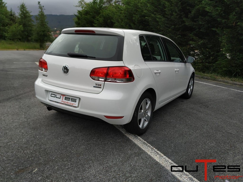 Foto 11 VOLKSWAGEN GOLF 1.6 TDI 105CV ADVANCE