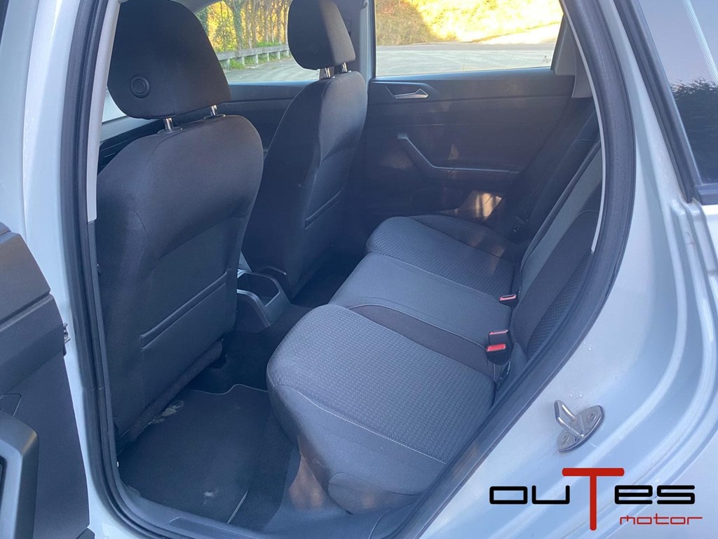 Foto 13 VOLKSWAGEN POLO VI 1.6 TDI