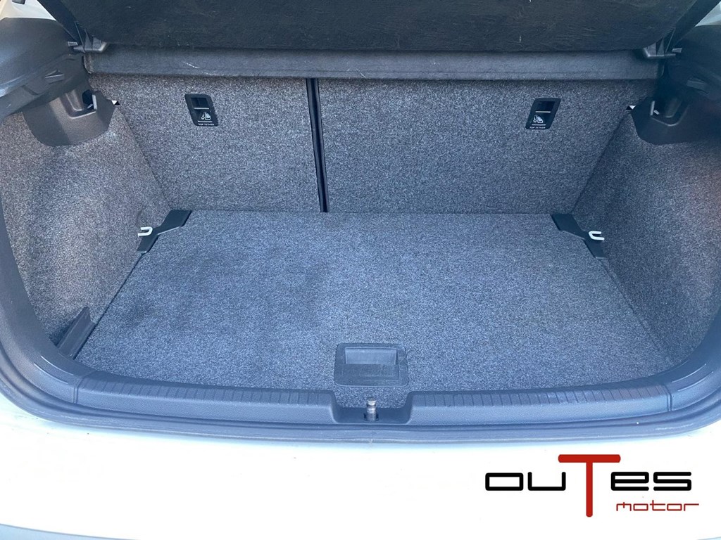 Foto 14 VOLKSWAGEN POLO VI 1.6 TDI