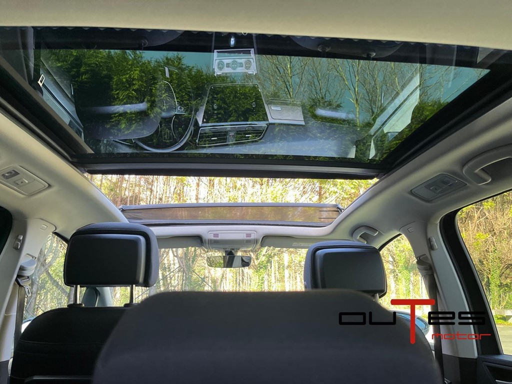 Foto 18 VOLKSWAGEN Touran Advance 2.0 Tdi110kw (150cv)Dsg