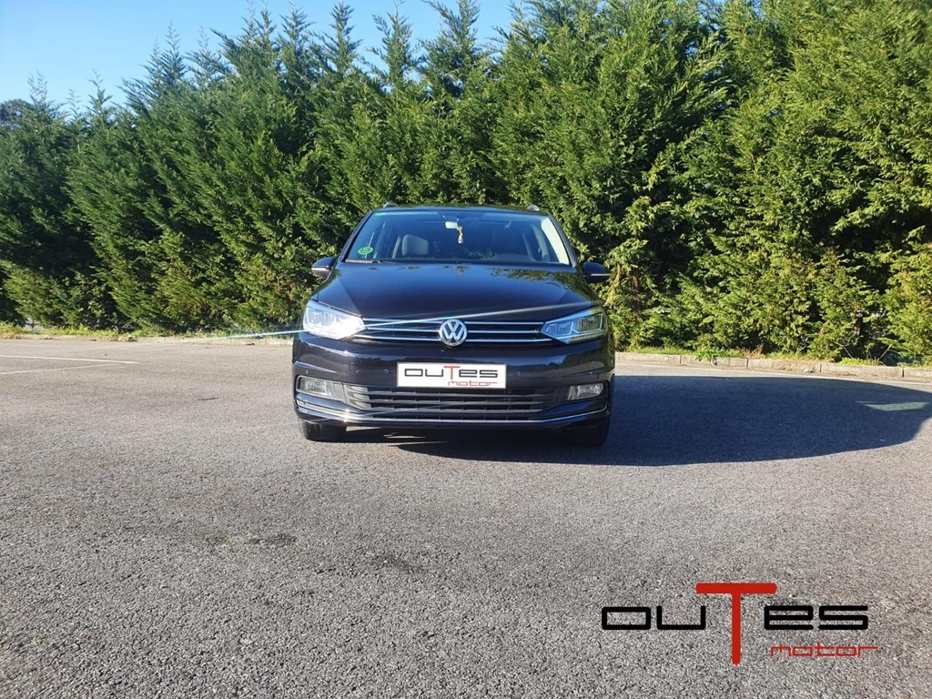 Foto 1 VOLKSWAGEN TOURAN SPORT 2.0 TDI SRC 150CV BMT