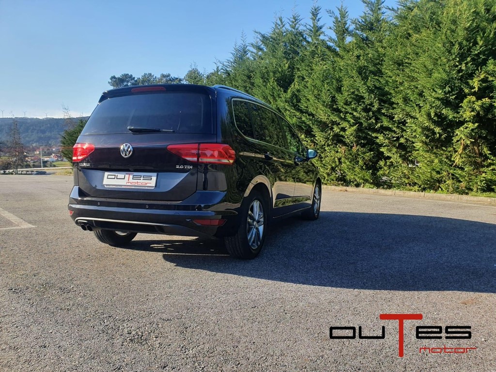 Foto 6 VOLKSWAGEN TOURAN SPORT 2.0 TDI SRC 150CV BMT